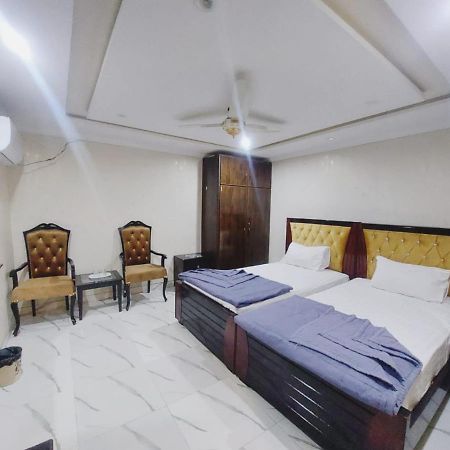 Hotel White Pearl Lahore Buitenkant foto