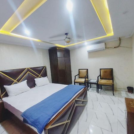 Hotel White Pearl Lahore Buitenkant foto