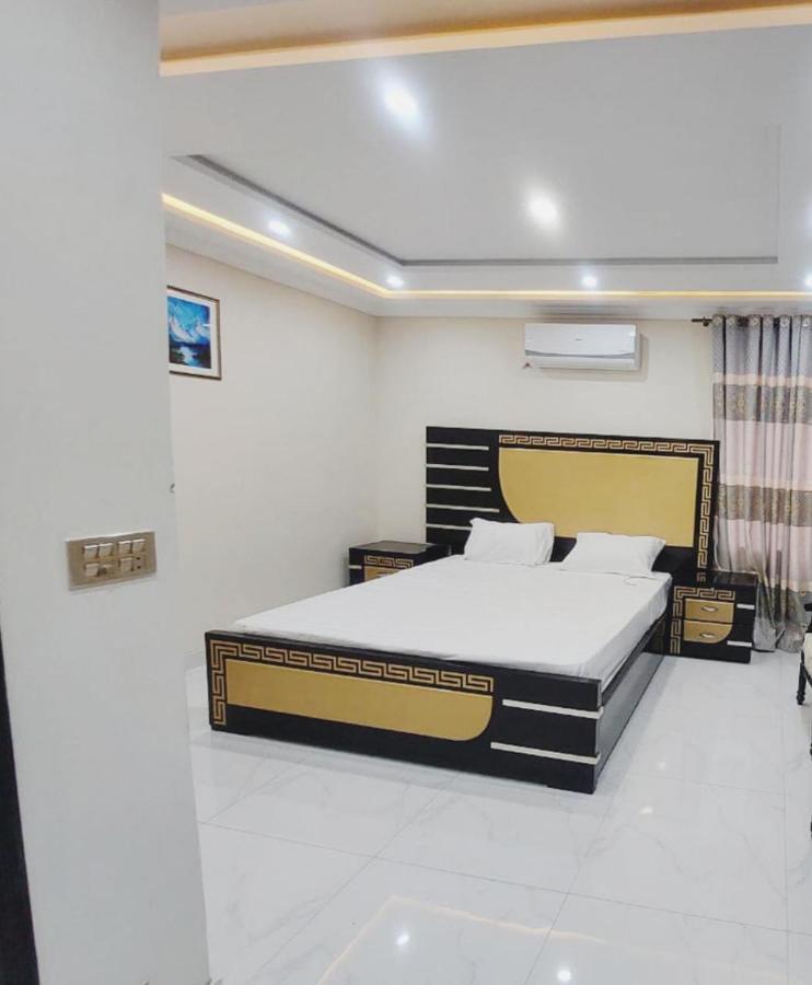 Hotel White Pearl Lahore Buitenkant foto