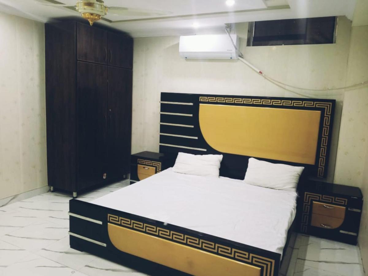 Hotel White Pearl Lahore Buitenkant foto