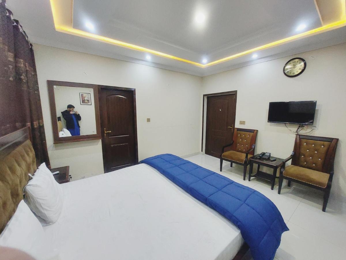 Hotel White Pearl Lahore Buitenkant foto